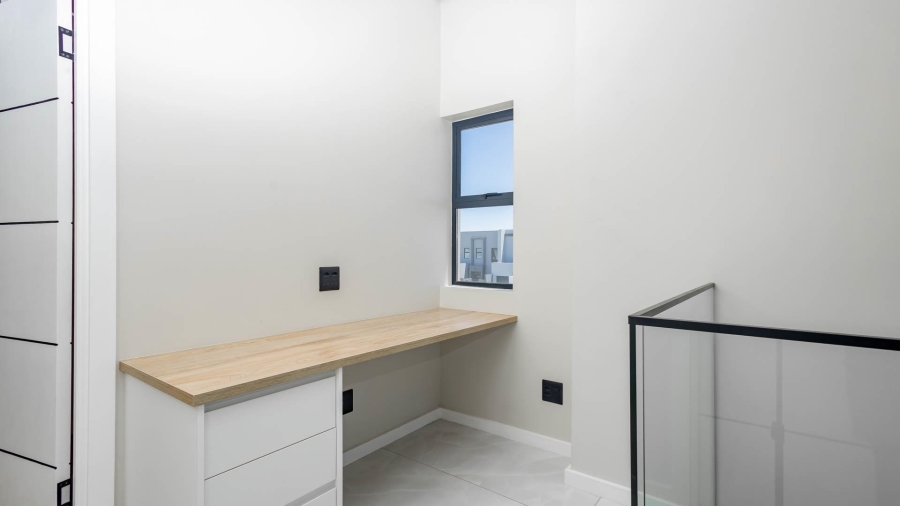 3 Bedroom Property for Sale in Sandown Western Cape